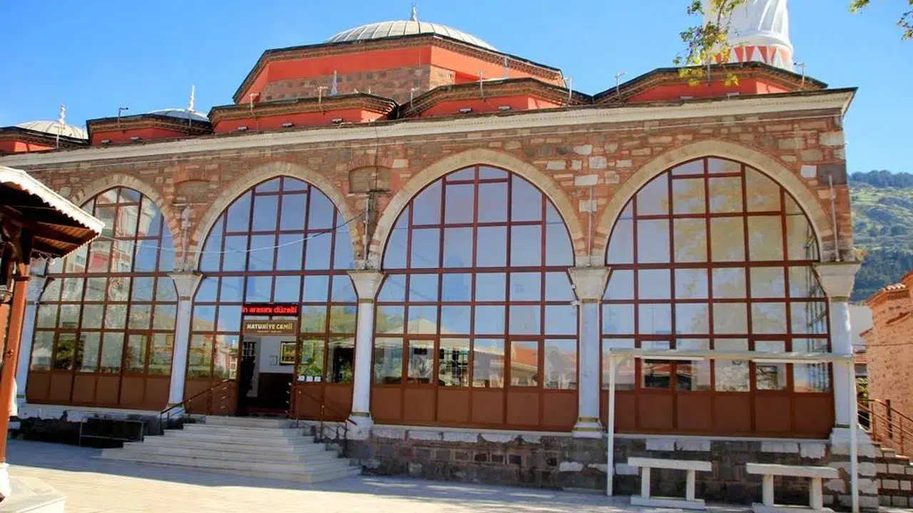 Dindar Ailesinden geleneksel aile mevlidi