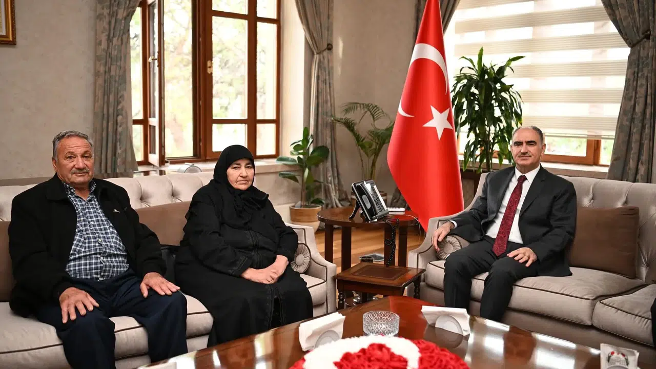 Şehit ailesinden uygu dolu ziyaret