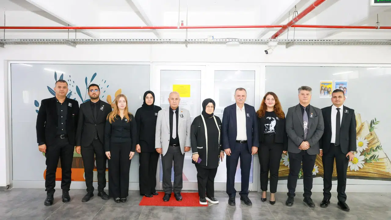 YUNUSEMRE’DEN 10 KASIM’DA GENÇLERE NUTUK HEDİYESİ