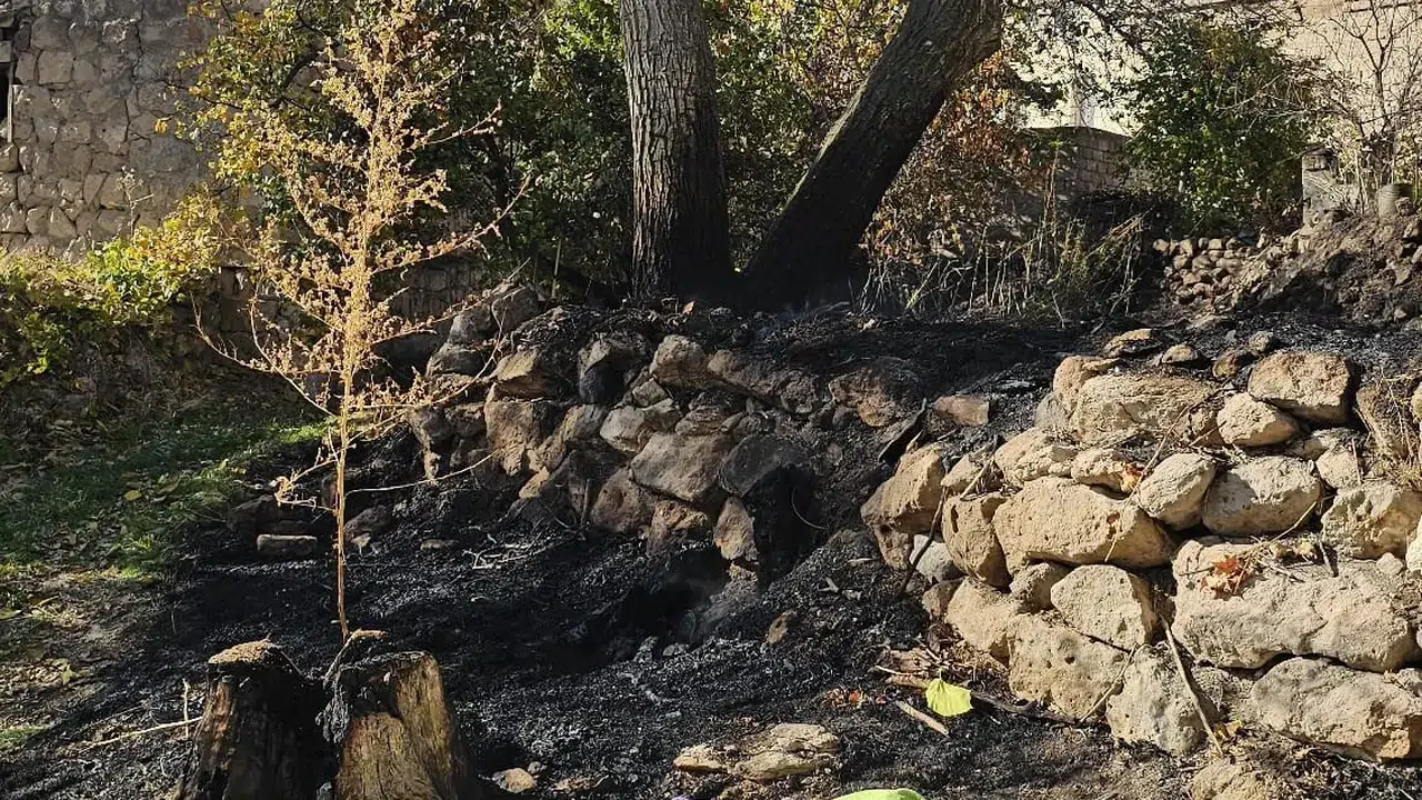 Yaşlı kadının yaktığı ateş sonu oldu