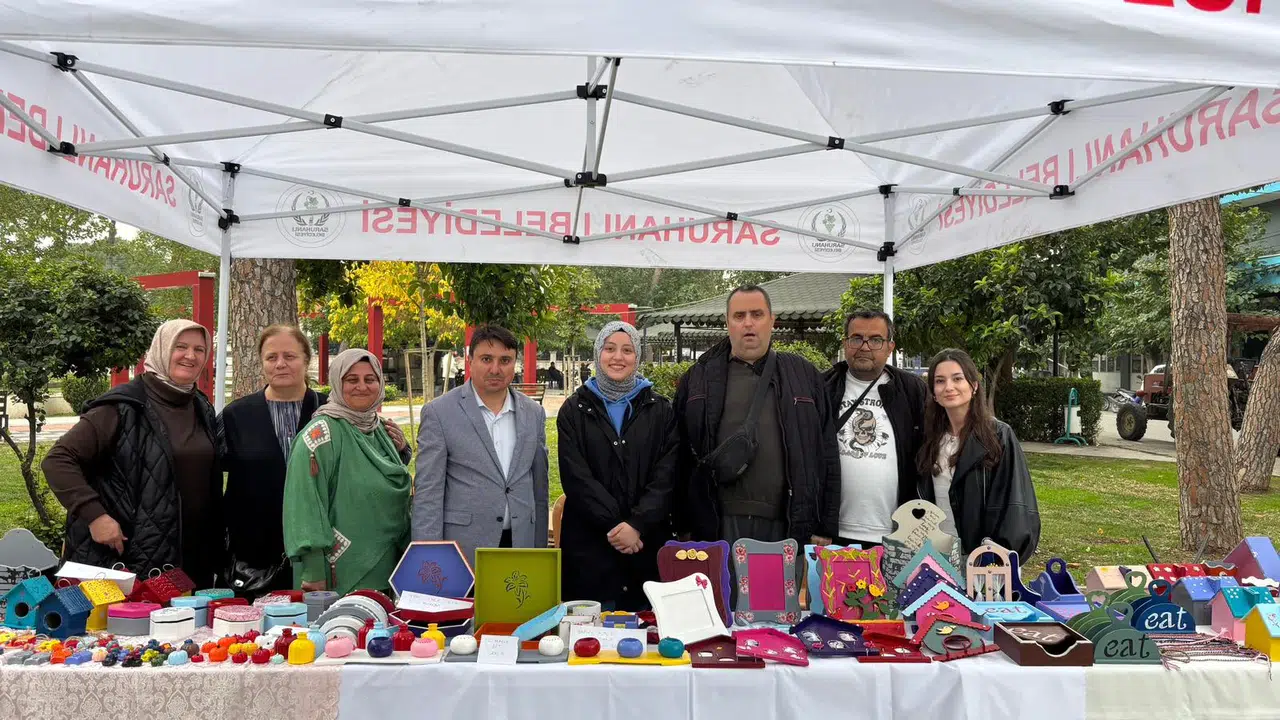 Hayat Şifa Yurdunda el emekleri sergilendi