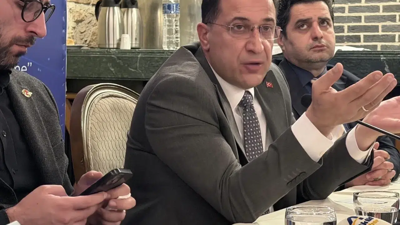 TURGUT: CHP’NİN İÇ SORUNLARI ÜSTÜMÜZE YÜKLENDİ