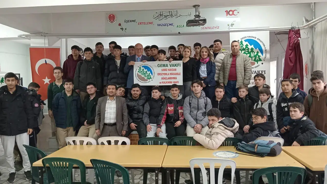 Hayatını Gediz’e adayan Kilimcigöldelioğlu’ndan ge…