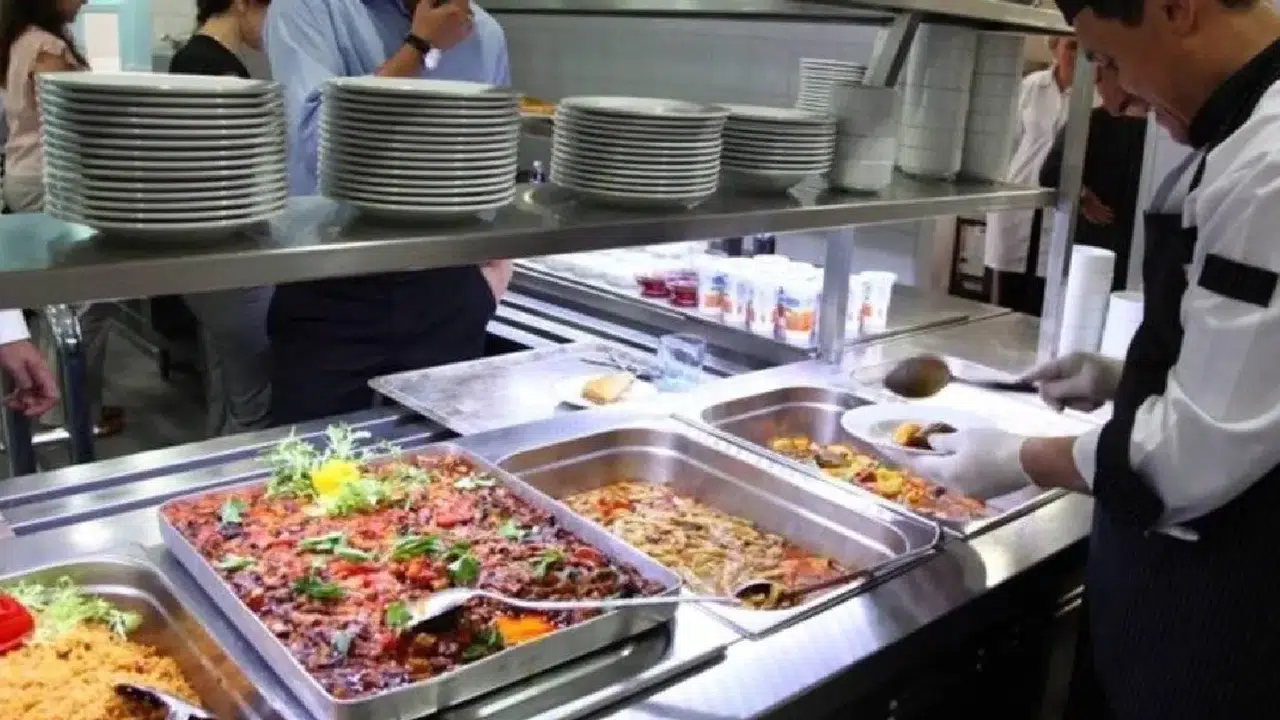 2026'da Günlük Yemek Ücreti Ne Kadar Oldu? İşte Vergi İstisnası ve Yemek Kartı Limiti Detayları