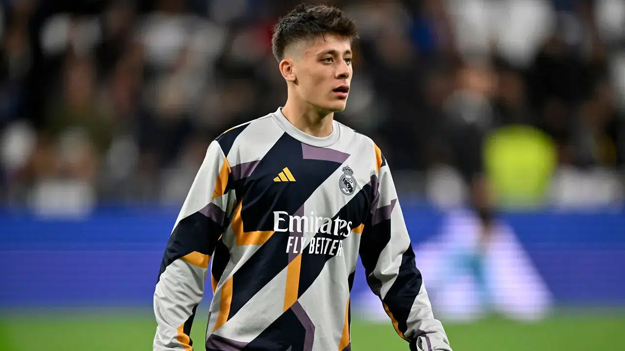 Barcelona - Real Madrid Süper Kupa Finali: Yayın Bilgileri, İlk 11'ler ve Arda Güler'in Durumu