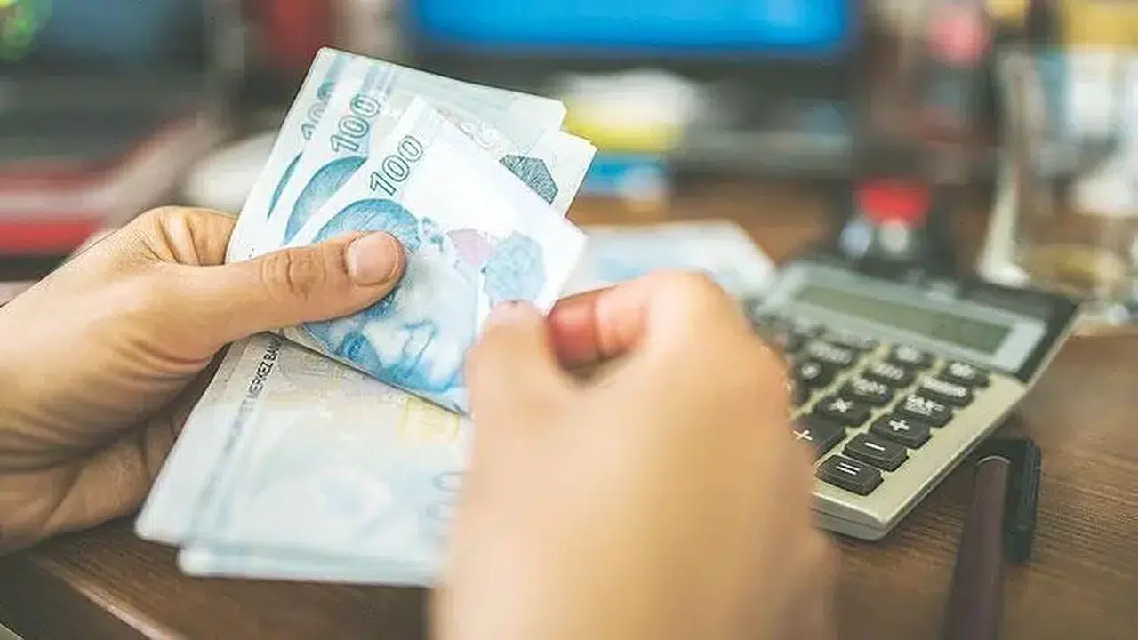 Kamu Bankası Duyurdu: Esnafa 6 Ay Geri Ödemesiz, 60 Ay Vadeli Kredi Desteği Başladı