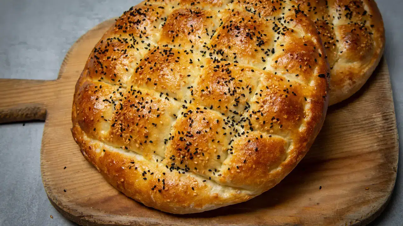 Ramazan Pidesinin 2026 Fiyatı Belli Oldu: İlk Tarife Tekirdağ ve Eskişehir’den Geldi
