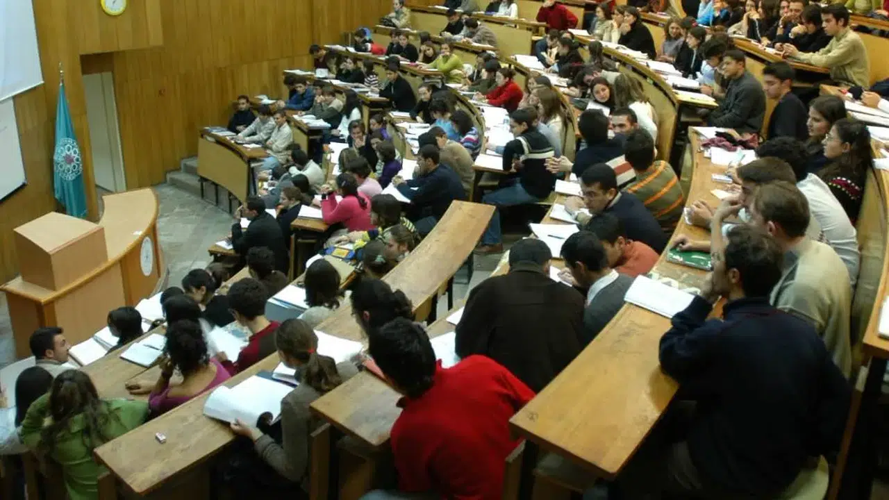 Üniversite Öğrencilerine Af Geliyor: Kimler Yararlanabilecek, Af Ne Zaman Çıkacak?