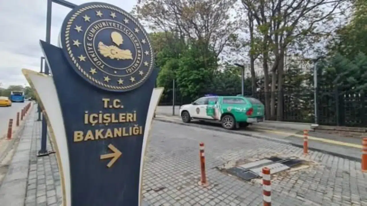 İçişleri Bakanlığı 80 Uzman Yardımcısı Alımı Yapacak! Başvuru Şartları ve Tarihleri Belli Oldu