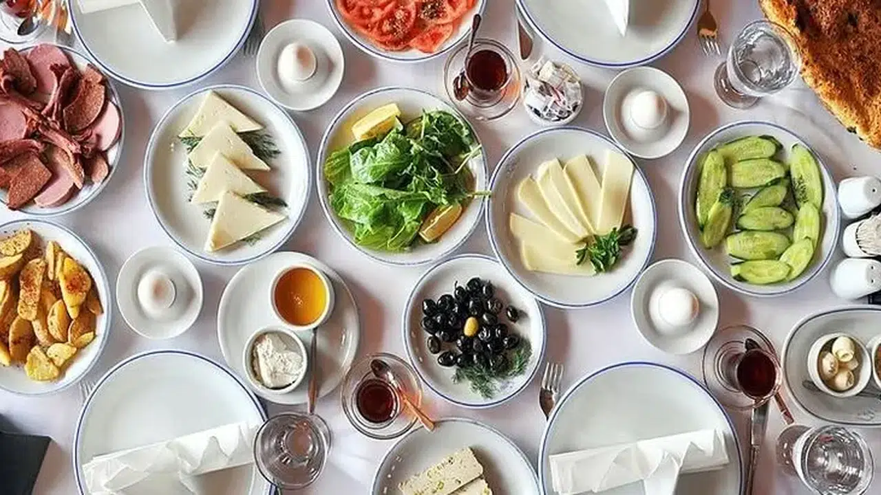 Sahura Kalkmadan Oruç Tutulur mu? Diyanet 2026 Ramazan İçin Açıkladı