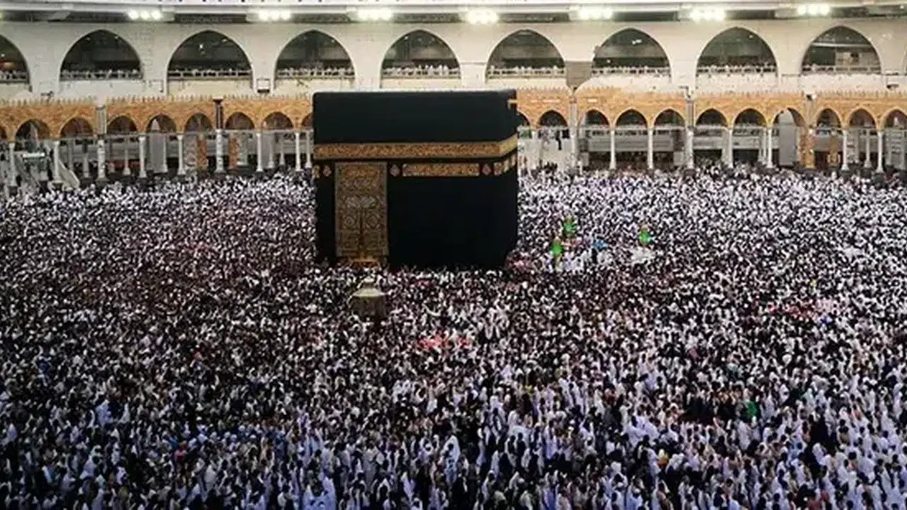 Umre Uçuşları İptal Mi? Suudi Arabistan Seferleri Durduruldu Mu? İşte Resmi Açıklamalar