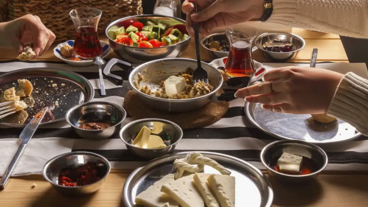 Sahurda Bunu Yiyen 16 Saat Acıkmıyor! Uzmanlardan Tok Tutan Süper Besin Önerisi