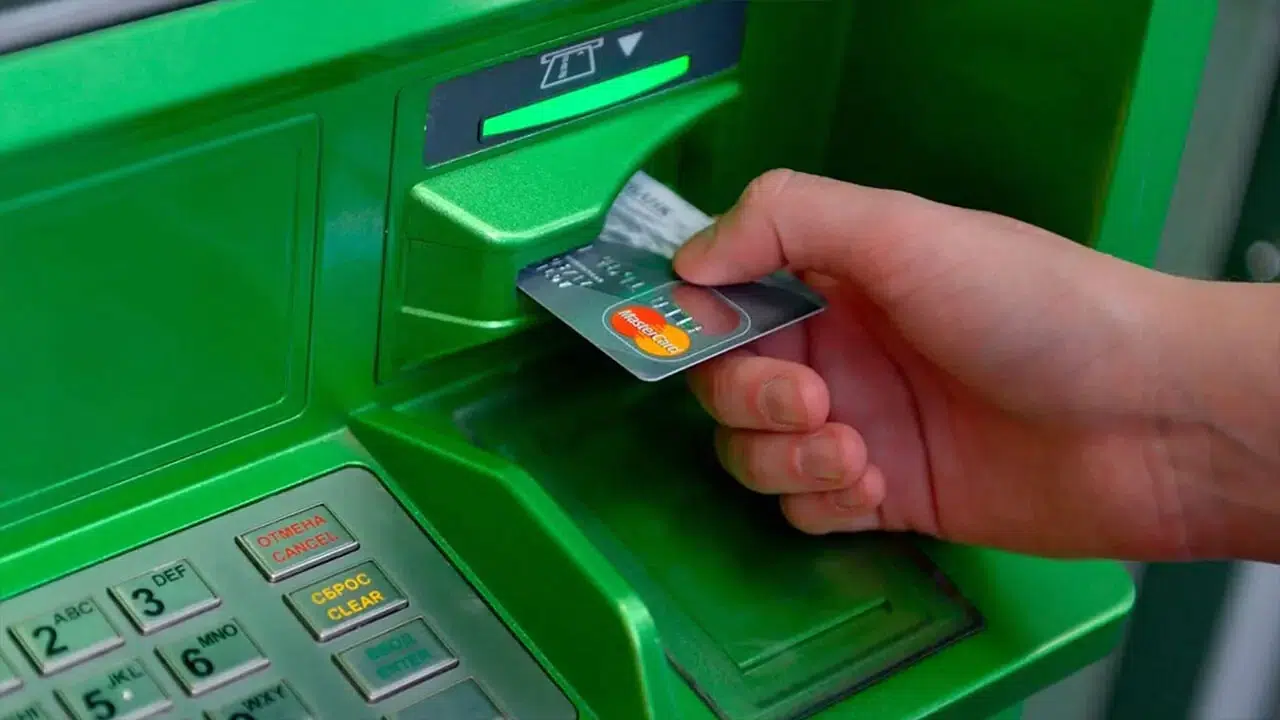 Bankada işi olanlar dikkat: 23 Nisan’da şubeler açık olacak mı?