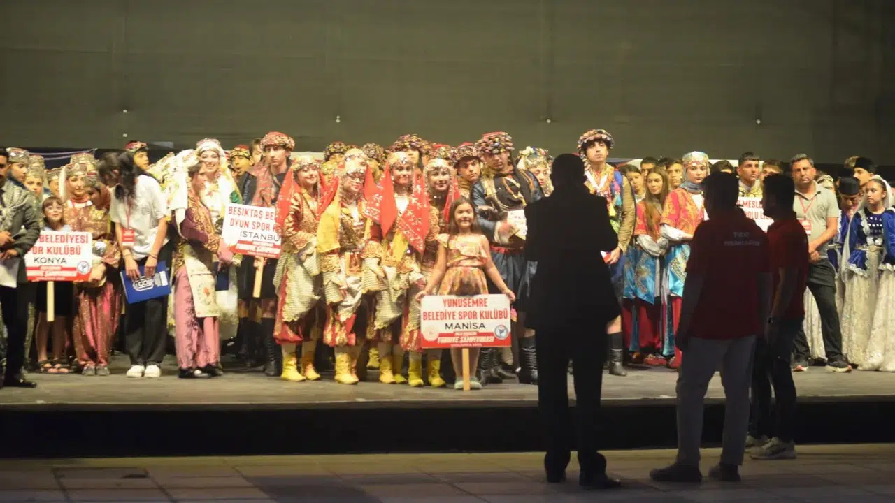 Yunusemre Belediyespor başarılarıyla dikkat çekti!