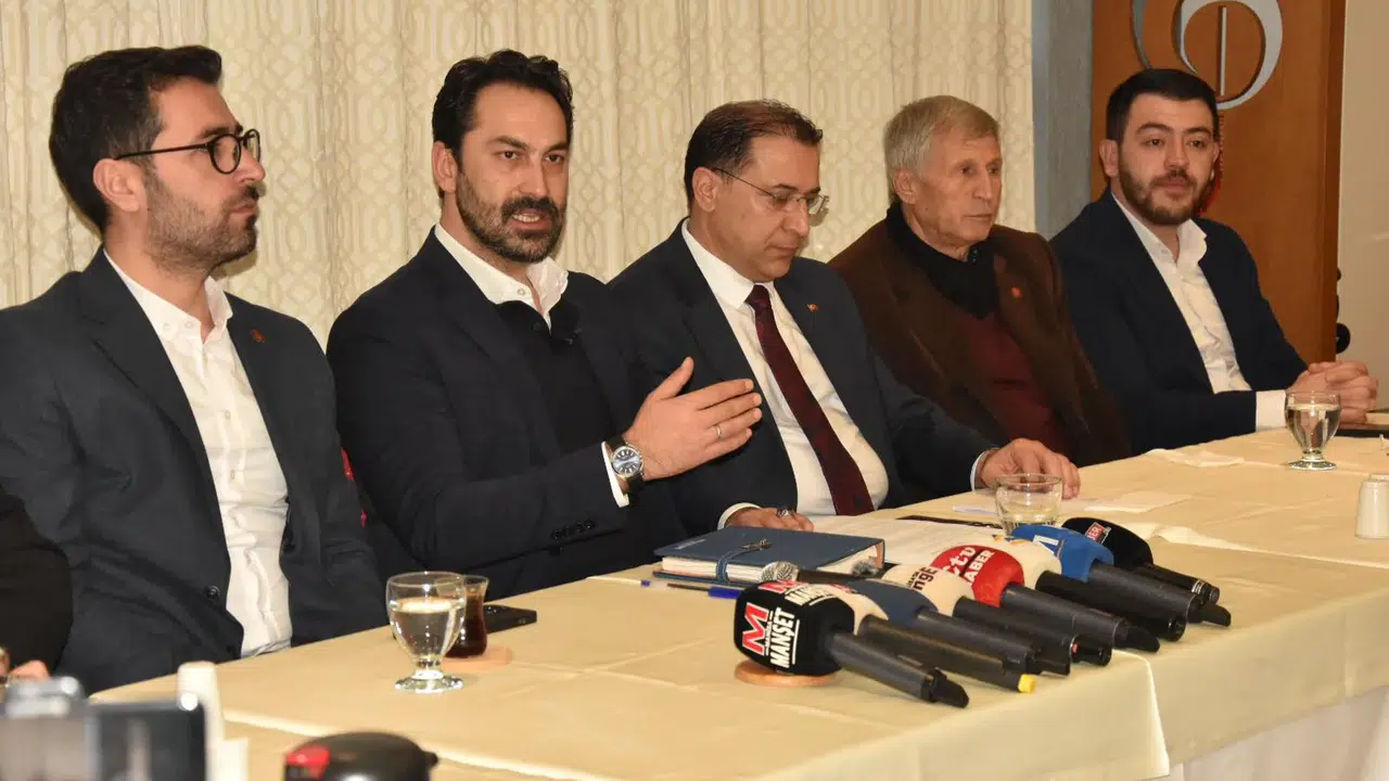 AK Partili Arınç: Manisa’yı marka şehir yapacağız