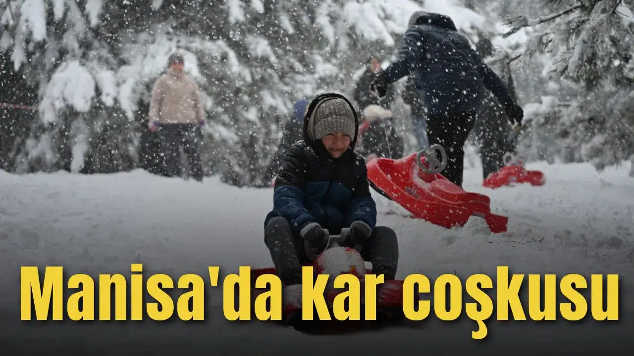 Manisa'da kar coşkusu: Yaylalar ziyaretçilerle doldu