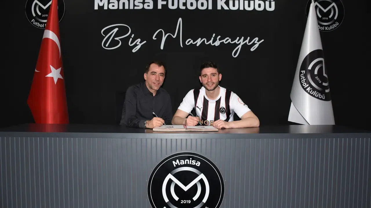 MANİSA FK KUBİLAY SÖNMEZ İLE ANLAŞTI