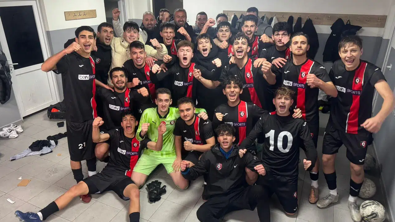 Yıldızspor 45'ten muhteşem geri dönüş