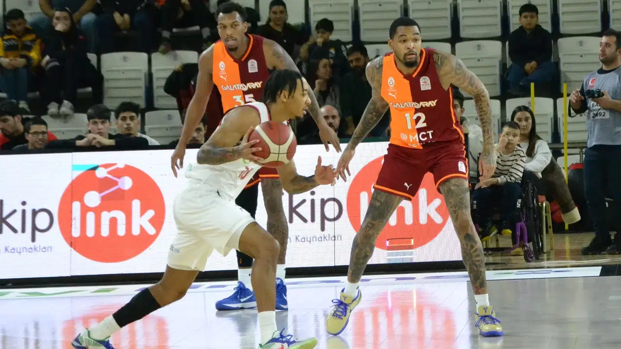 Glint Manisa Basket'ten kritik galibiyet