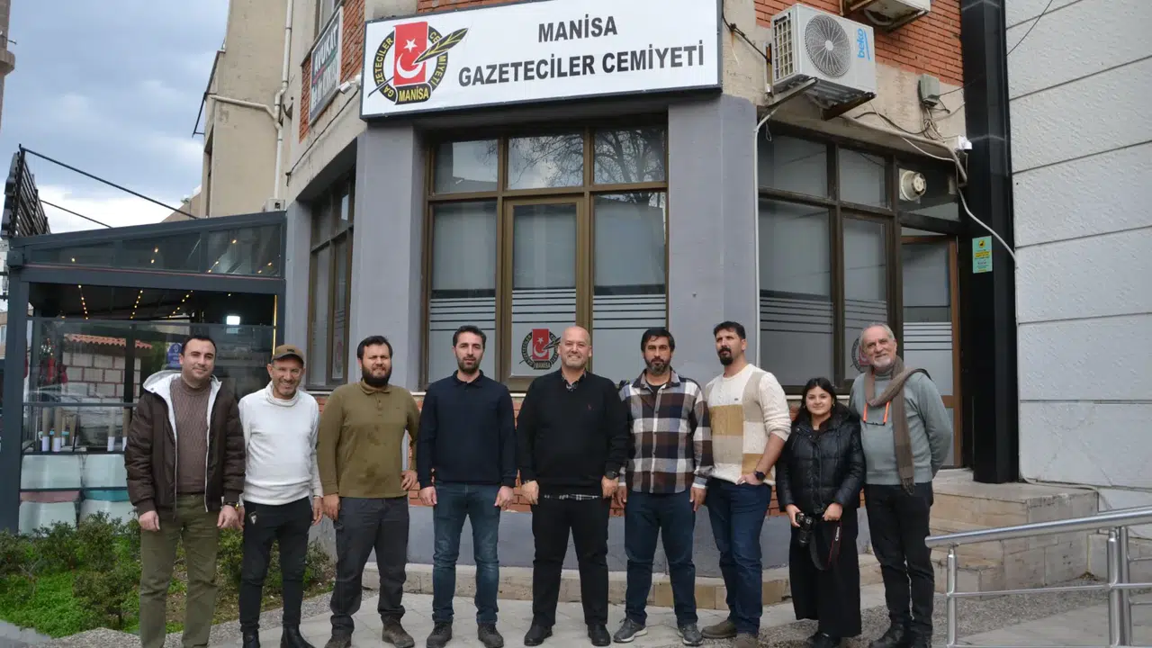 Yunusemre’den Cemiyete Gazeteciler Günü ziyareti