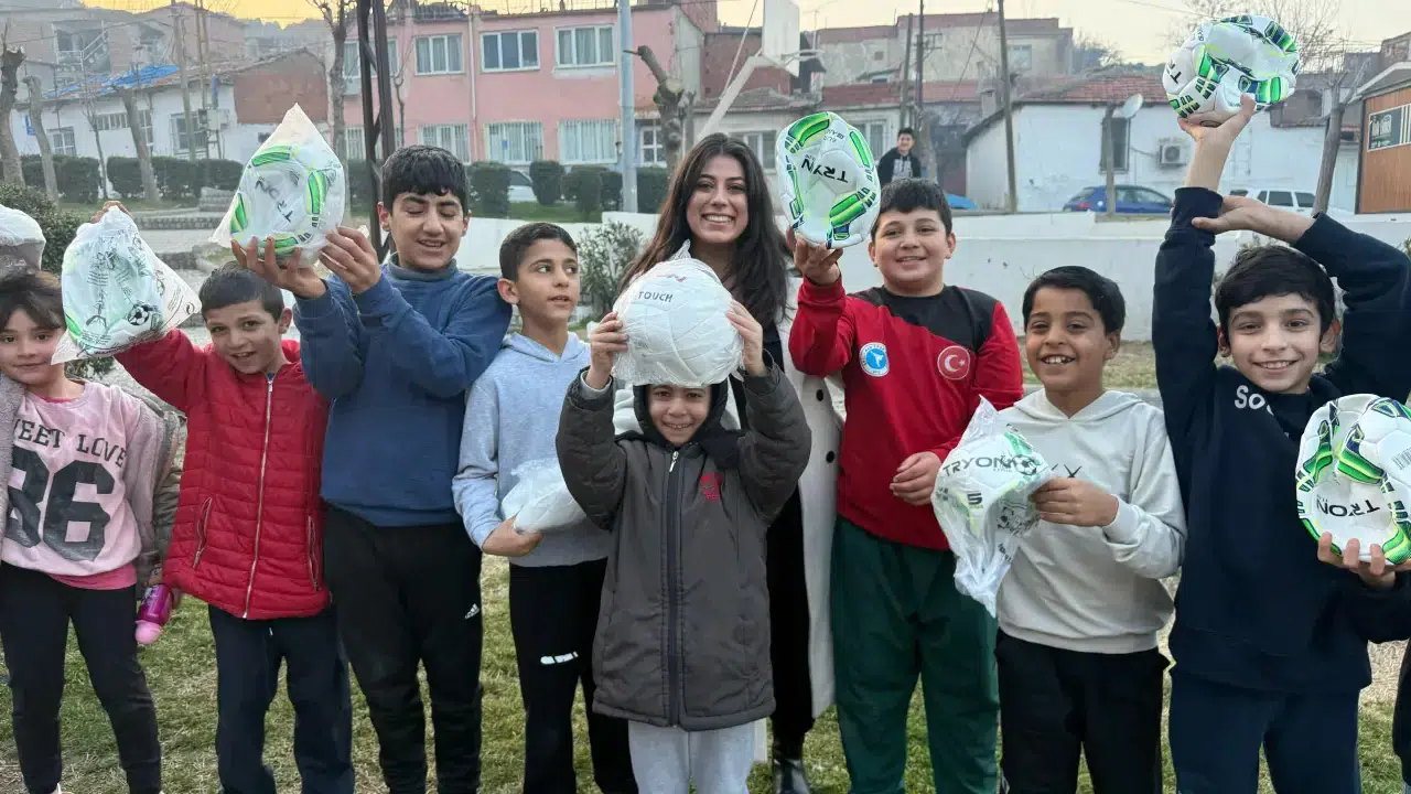 Kararalar miniklerin yüzünü güldüren armağan