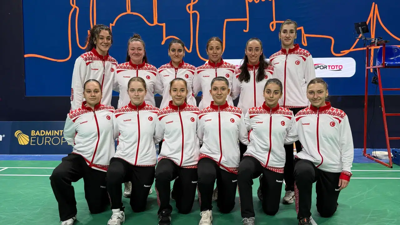 Manisalı Milli Badmintoncu Ravza Bodur’dan Avrupa’da Tarihi Başarı