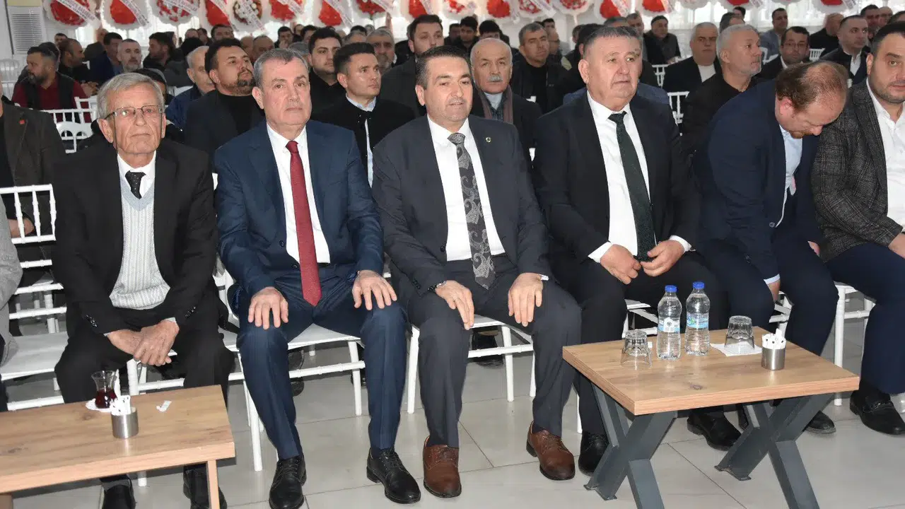 Başkan Cıllı Esnaf Odası Genel Kuruluna katıldı