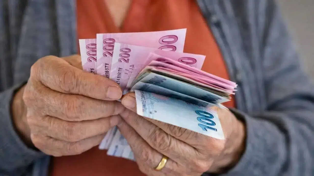 Emeklilere ek ödeme geliyor! 28 bin TL’ye tamamlanacak