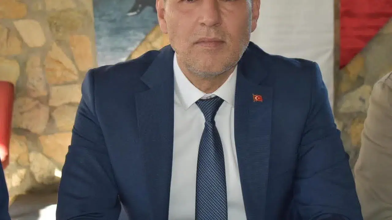 OKULLARDA RAMAZAN ETKİNLİKLERİNE TEPKİ GÖSTEREN EĞİTİM-İŞ'E SERT TEPKİ