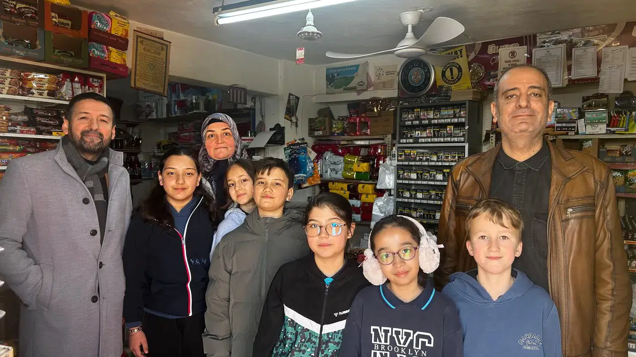 Öğrenciler “Hayırda Yarışıyoruz”  projesiyle ihtiyaç sahiplerine destek oldu