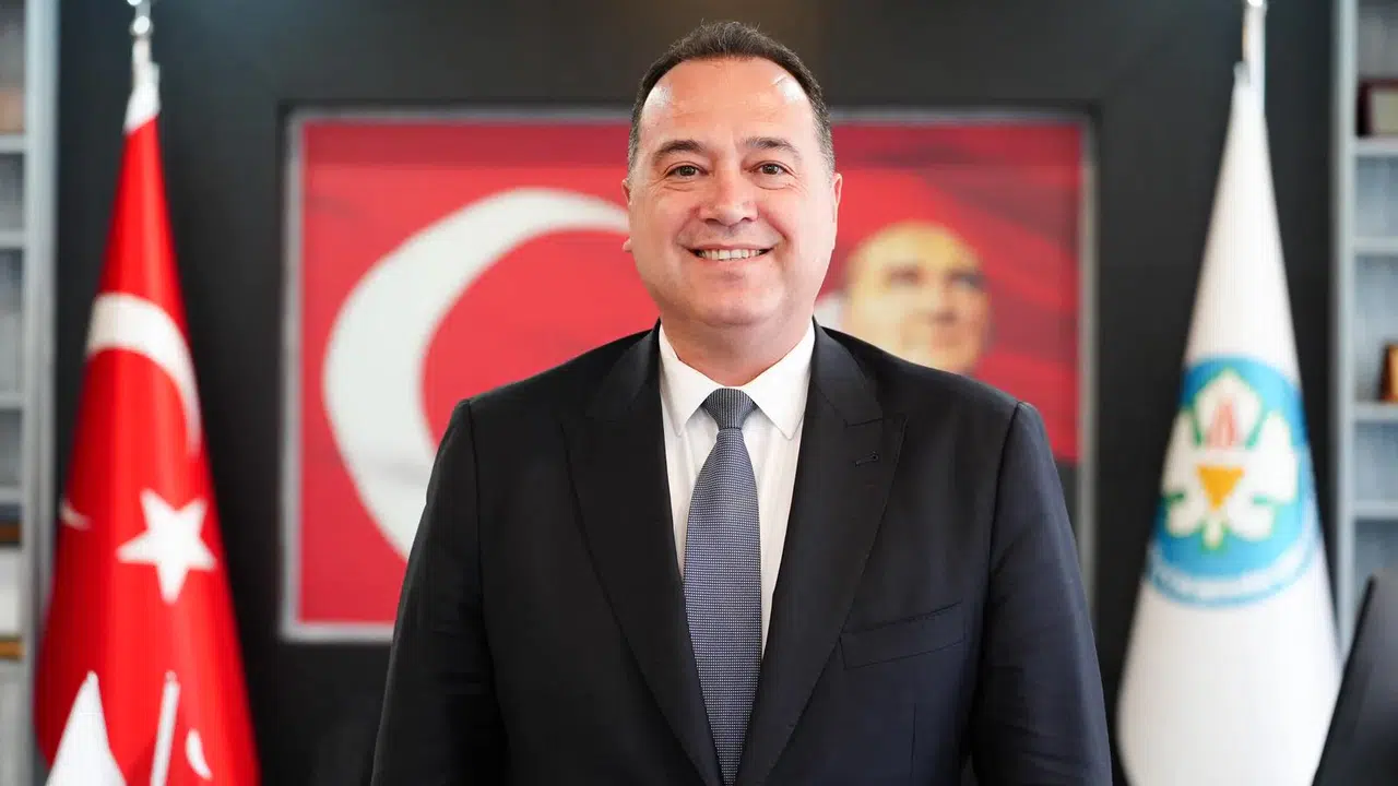 Başkan Dutlulu Manisalıların bayramını kutladı