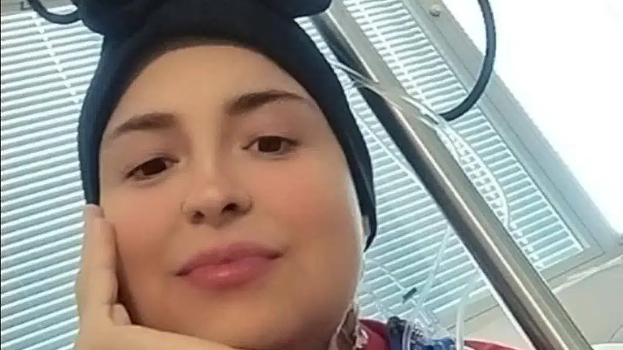 Hilal Apaydın'dan duygulandıran video: Kanser değil, hep birlikte biz kazandık