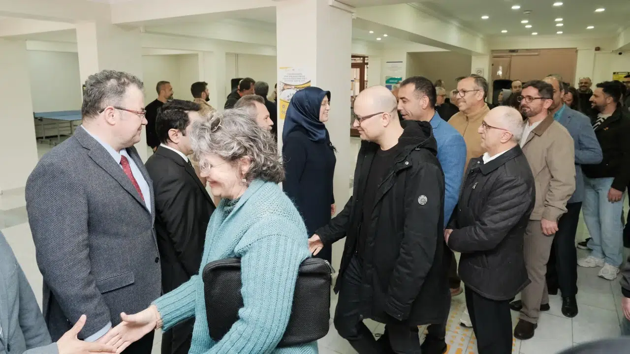 Manisa Celal Bayar Üniversitesi’nde geleneksel bayramlaşma