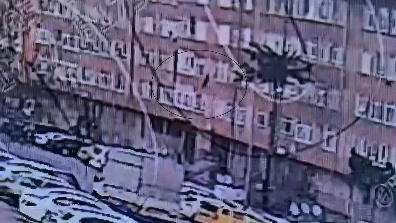 5.kattan atlayarak intihar etti!