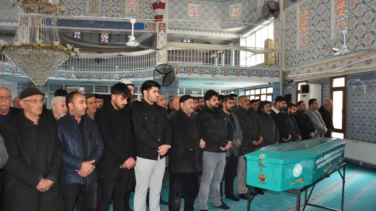 Manisa Pazarcılar Odası Başkanvekili Mustafa Özer’in  acı günü