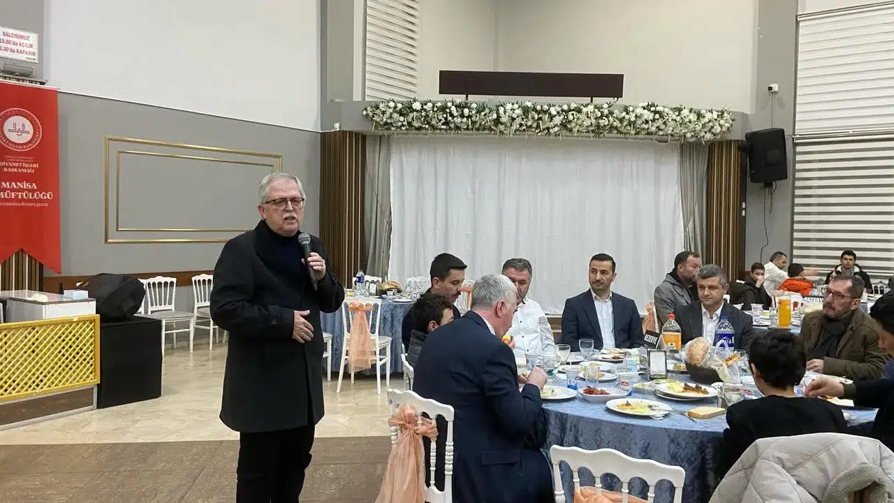 Manisa İl Müftülüğü personeli geleneksel iftar pro…