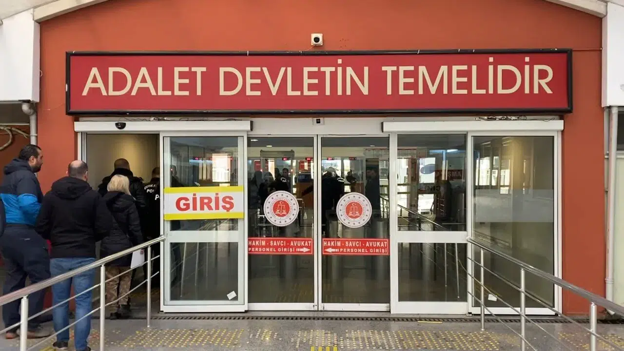 Bu haber pes dedirtir: 12 yaşında 50 bin TL karşılığında evlendirilmiş!