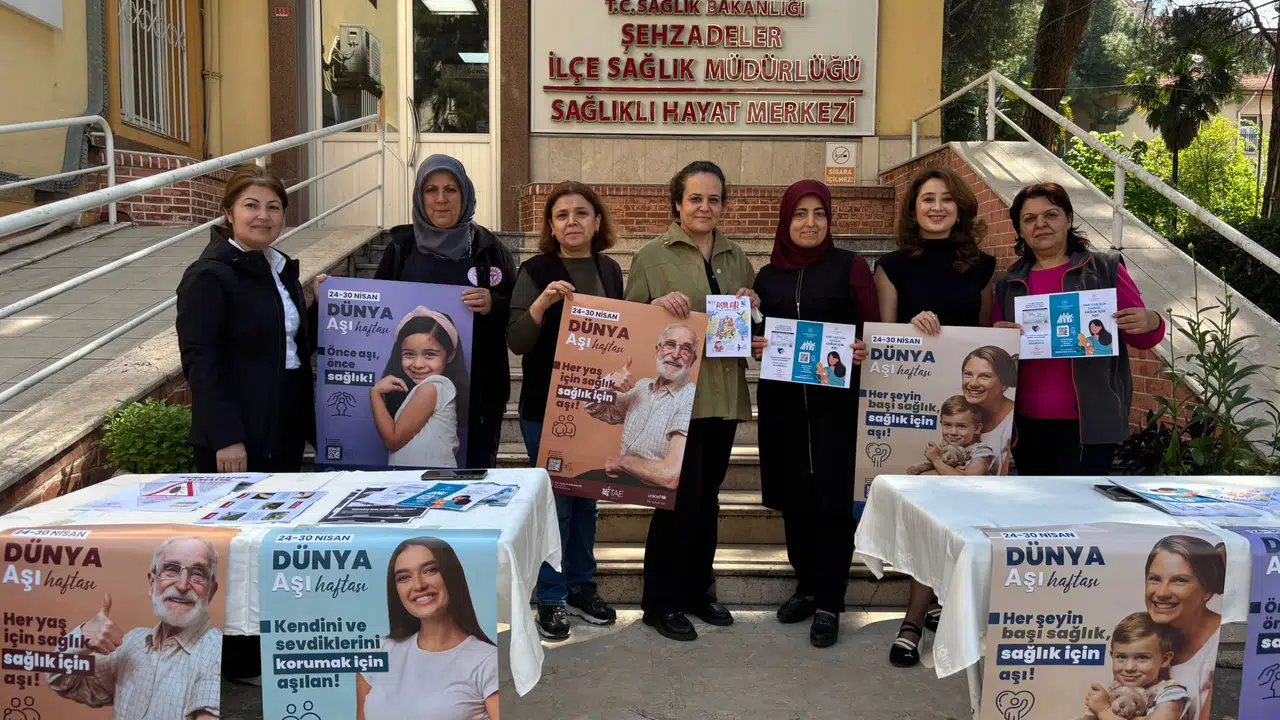 Aşının faydaları konusunda bilgilendiler