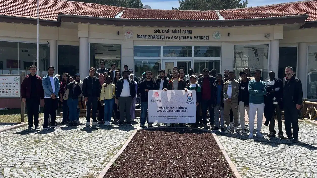 Uluslararası öğrenciler Spil’de buluştu