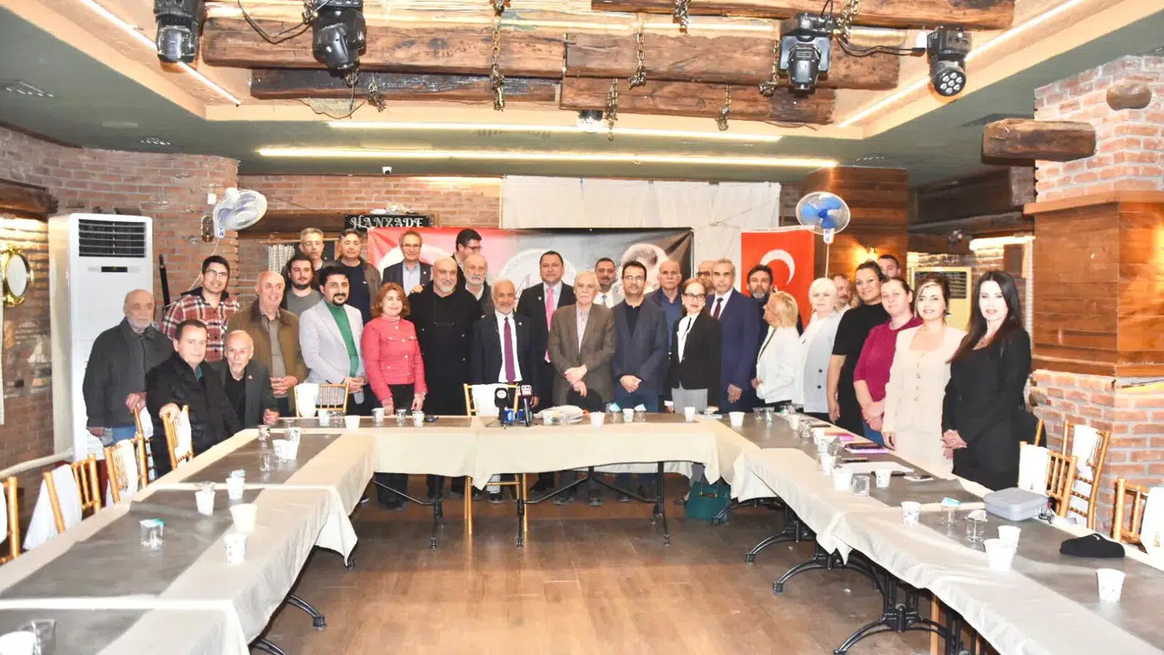 MANİSA’DA SU KITLIĞINA DİKKAT ÇEKTİLER