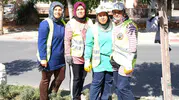 SOMA’NIN YOLLARI KADIN EMEĞİYLE GÜZELLEŞİYOR