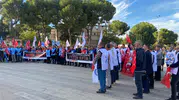 Ortaokul öğrencisinin akrabaları okul müdürüne saldırdı
