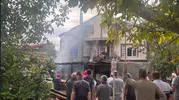 Yangında tüp bomba gibi patladı
