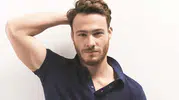 Kerem Bürsin'in yeni aşkı bakın kim çıktı?