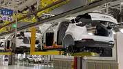 Dünyaca ünlü otomotiv devi iflas bayrağını çekti