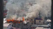3 katlı müstakil evde çıkan yangın korkuttu