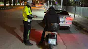 Kurallara uymayan 73 araç trafikten men edildi