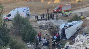 Tarım işçilerini taşıyan minibüs şarampole yuvarlandı! Çok sayıda ölü ve yaralı var