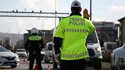 Yeni trafik cezaları açıklandı: Drift yapan, telefonla konuşan yandı!