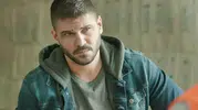 Tolgahan Sayışman'dan umre çıkışı